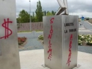 Anti-Semitic and negationist inscriptions on a Memorial to the deportation in France