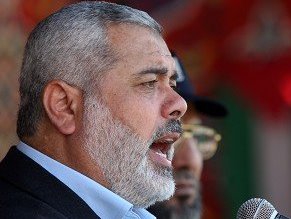 Haniyeh calls on Fatah to meet in Gaza for talks