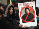 Gaddafi struggles to keep control