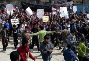 Amid ongoing protests, Syria opposition says Assad wants talks