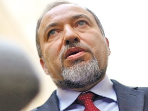 Lieberman&#039;s pick for PA president: Arafat&#039;s economic adviser