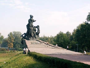 Киевские городские власти помогут героям Бабьего Яра