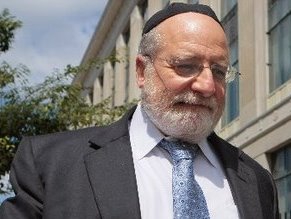 N.J. rabbi sentenced to 5 years in prison in scam