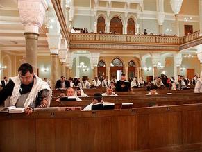 Firebombs thrown at synagogue in St Petersburg