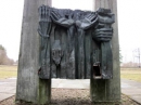 В Барановичах надругались над памятником павшим евреям
