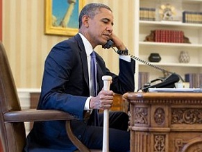 Turkish politicians angered by picture of President Obama holding baseball while phoning with Turkey&#039;s PM Erdogan