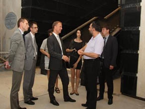 Представители посольства Королевства Швеция посетили комплекс «Менора» в Днепропетровске