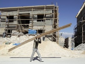 Number of Palestinian workers in Israel rises