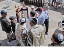 Из синагоги в Негеве похищены дорогие Свитки Торы