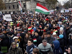 Jewish groups stage anti-Nazi rally in Budapest in response to Hungarian extreme-right&#039;s anti-Semitic calls