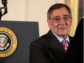 Panetta exposes rift with Obama over arming Syrian rebels