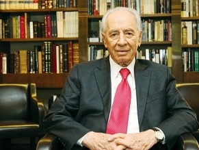 Peres: Iran to be key topic in Obama&#039;s Israel trip