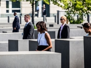 In Berlin, Michelle Obama and daughters visit Holocaust memorial