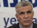 Lapid: Netanyahu should be more proactive in peace talks