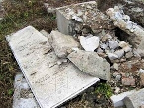 Teens suspected of smashing Jewish headstones in Serbia