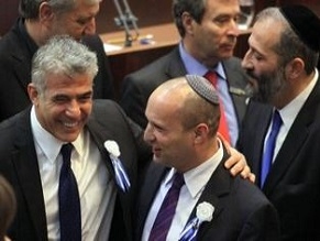 Netanyahu, Lapid kill coalition crisis on peace process