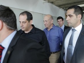 Guilty: Court convicts former PM Olmert of bribery; 1st PM ever convicted