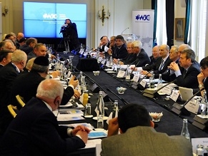 Paris: WJC Executive backs restrictions on anti-Semitic hate speech, discusses situation of Ukrainian Jews