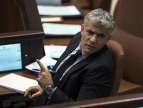 Lapid threatening to leave Netanyahu&#039;s coalition if peace talks end