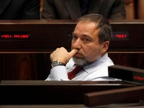 Israel’s FM Lieberman decides to dissolve electoral partnership with Likud