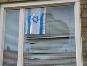 Man attacked in Sweden for hanging Israeli flag on window