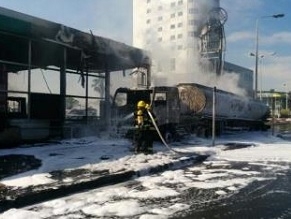 Gaza rocket hits Ashdod gas station, one seriously injured