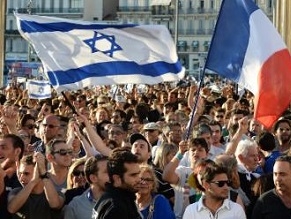 Thousands rally in support of Israel in Paris