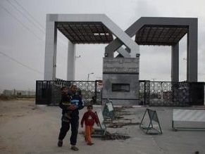 In first, Hamas says will not oppose Palestinian Authority forces at Rafah crossing