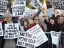 Demonstrators in New York protest Met premiere of &#039;Death of Klinghoffer&#039;