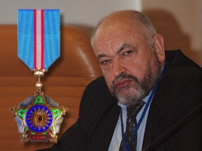 Член Президиума ЕАЕК награжден казахстанским орденом Почета