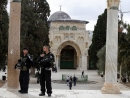 Palestinian suspected of stabbing 2 policemen in Jerusalem arrested in pre-dawn raid