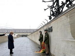 At ceremony in Dachau in presence of Holocasut survivors, German Chancellor Merkel &#039;greatly moved&#039;