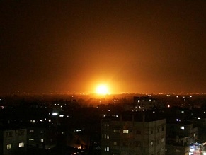 Israeli warplanes strike Gaza targets after rocket attack
