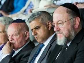 New London Mayor Sadiq Khan says he plans to lead trade delegation to Israel