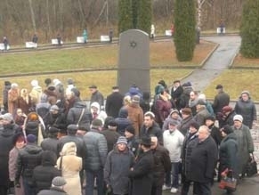 Ukrainian city Rivne commemorates Holocaust victims
