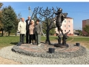На родине предков Джареда Кушнера установили памятник еврейским детям