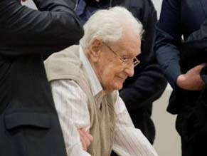 Суд отправил в тюрьму 96-летнего «бухгалтера Аушвица»