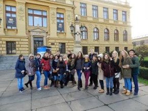 Чешская молодежь удивила ученых отрицательным отношением к евреям и ромам