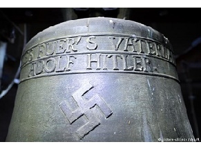 Свастика нацистской эпохи удалена c церковного колокола в Германии