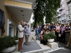 В Киеве открыли мемориальную доску поэту Осипу Мандельштаму и его жене