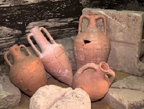 В пещере в Галилее нашли амфоры возрастом более 2.000 лет