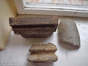 Под полом советской школы археологи обнаружили биму Виленского гаона