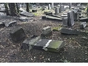 В Польше вновь атаковали еврейское кладбище