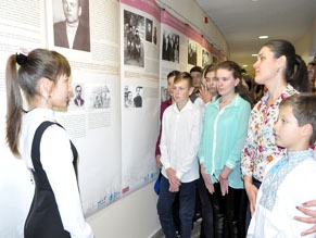 В Кривом Роге открылась выставка, посвященная спасению евреевв годы Холокоста