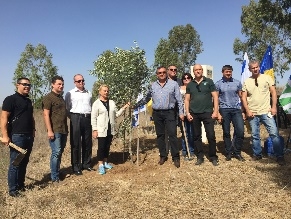 В «Лесу Украины» в Израиле состоялась официальная церемония открытия памятной таблички