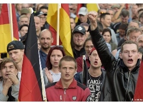 В Германии растут предубеждения против иностранцев и мусульман