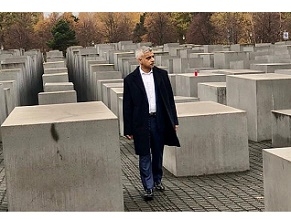 Мэр Лондона почтил память жертв Холокоста