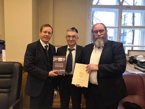 Jewish Agency Chairman Visits Moscow, Petersburg Jewish Communities