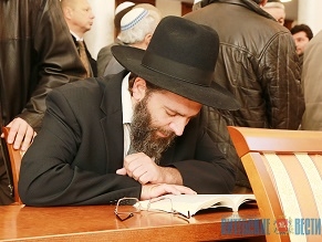 «Университет» для взрослых по изучению Торы открылся в синагоге в Витебске