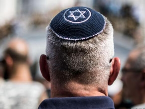 В Германии на еврея напали  из-за кипы 